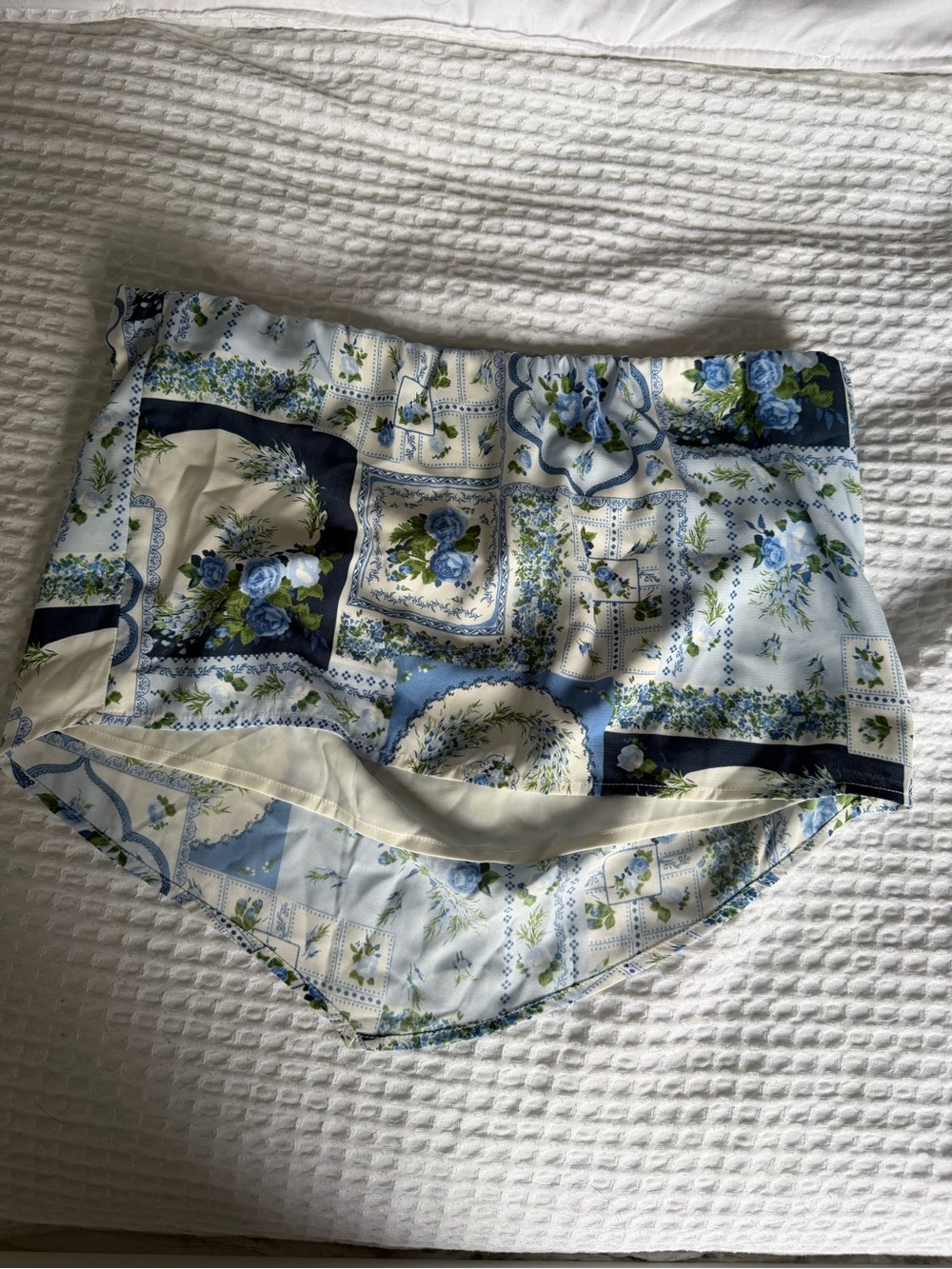 NWT Abercrombie Scarf Top